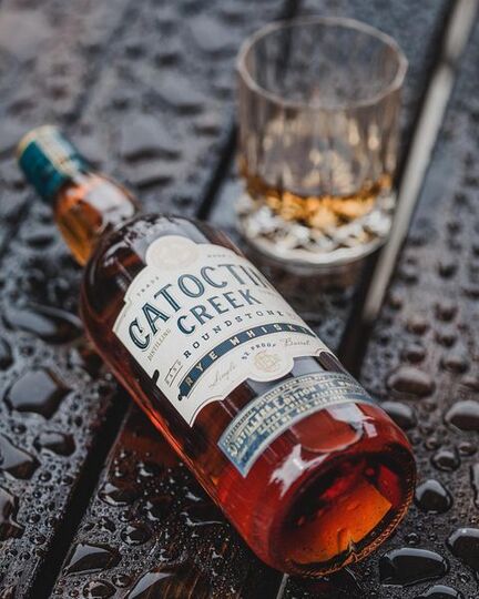 Catoctin Creek Roundstone Rye Distiller's Edition 92 Proof Organic Whisky - Image 2