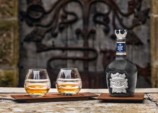 Chivas Royal Salute 32 Year Old Union of the Crown Blended Scotch Whisky - Image 2